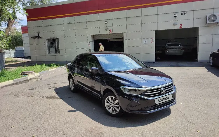 Volkswagen Polo 2021 года за 7 600 000 тг. в Алматы