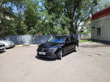 Volkswagen Polo 2021 года за 7 600 000 тг. в Алматы – фото 2