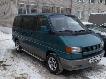 Volkswagen Multivan 1993 года за 4 800 000 тг. в Астана – фото 2