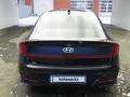 Hyundai Sonata 2020 года за 7 499 550 тг. в Актобе – фото 2