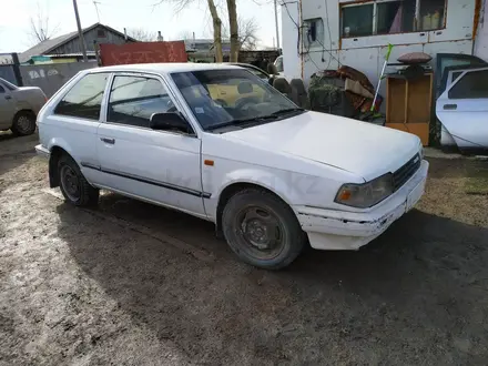 Mazda 323 1987 года за 80 000 тг. в Астана – фото 3