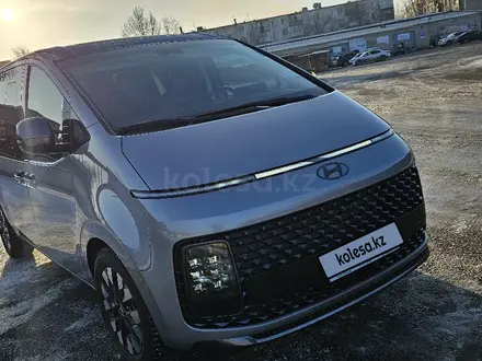 Hyundai Staria 2023 года за 23 000 000 тг. в Экибастуз