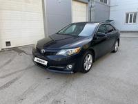 Toyota Camry 2013 года за 7 200 000 тг. в Актобе