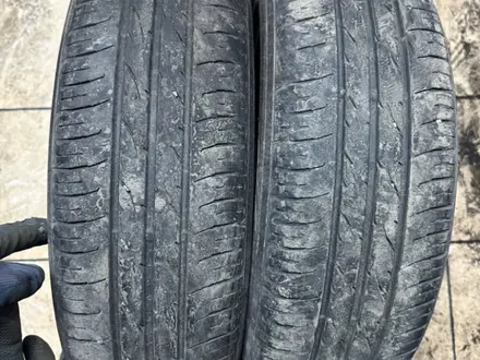 Шины 175, 60, 16 Dunlop, 2 штук за 12 000 тг. в Алматы