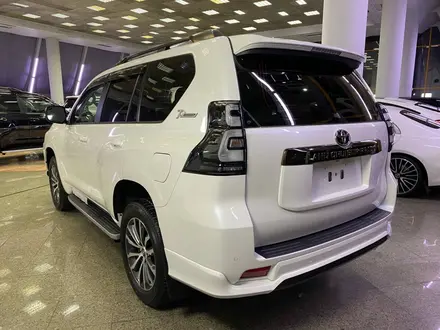 Toyota Land Cruiser Prado Luxe 2022 года за 55 000 000 тг. в Алматы – фото 6