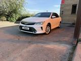 Toyota Camry 2015 года за 7 500 000 тг. в Алматы – фото 2