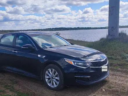 Kia Optima 2017 года за 5 000 000 тг. в Уральск – фото 2