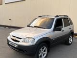 Chevrolet Niva 2010 года за 2 700 000 тг. в Караганда