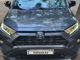 Toyota RAV4 2019 года за 18 000 000 тг. в Актобе