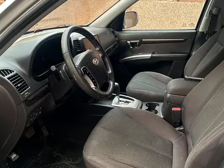 Hyundai Santa Fe 2011 года за 7 500 000 тг. в Астана – фото 16