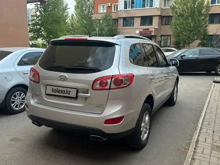 Hyundai Santa Fe 2011 года за 7 500 000 тг. в Астана – фото 5