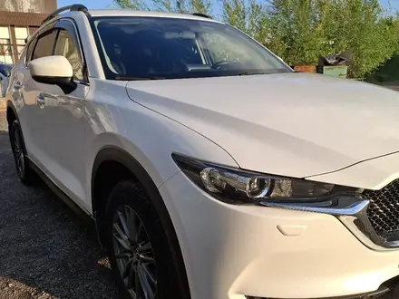 Mazda CX-5 2018 года за 10 000 000 тг. в Караганда – фото 2