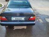 Mercedes-Benz E 200 1992 года за 2 200 000 тг. в Павлодар – фото 3