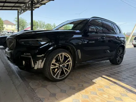 BMW X5 2021 года за 42 000 000 тг. в Шымкент