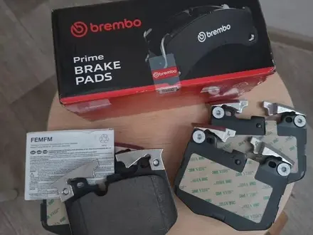 Керамические тормозные колодки brembo за 10 000 тг. в Алматы – фото 2