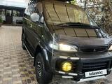 Mitsubishi Delica 1995 годаfor8 500 000 тг. в Алматы – фото 3