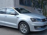 Volkswagen Polo 2016 года за 6 600 000 тг. в Алматы – фото 2