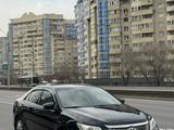 Toyota Camry 2013 года за 8 300 000 тг. в Алматы – фото 2