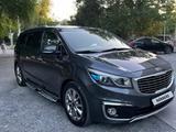 Kia Carnival 2016 года за 10 800 000 тг. в Шымкент