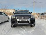 Volkswagen Touareg 2008 годаүшін8 000 000 тг. в Караганда