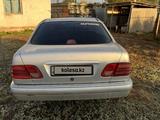 Mercedes-Benz E 230 1997 года за 1 500 000 тг. в Костанай – фото 4