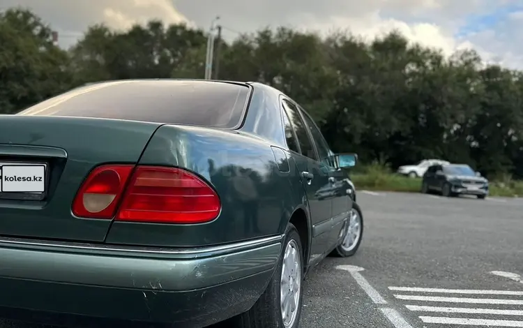 Mercedes-Benz E 280 1996 года за 3 000 000 тг. в Усть-Каменогорск