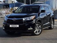 Toyota Highlander 2014 года за 18 000 000 тг. в Астана