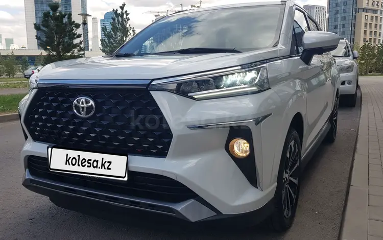 Toyota Veloz 2023 годаүшін13 500 000 тг. в Астана