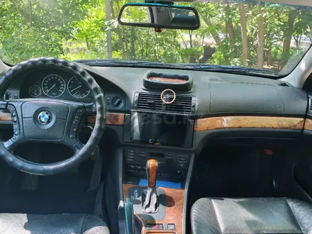 BMW 530 2001 года за 5 670 000 тг. в Алматы – фото 15