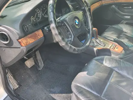 BMW 530 2001 года за 5 670 000 тг. в Алматы – фото 7