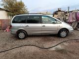 Volkswagen Sharan 1996 годаүшін1 500 000 тг. в Шу – фото 5
