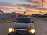 Mercedes-Benz E 320 1996 года за 1 900 000 тг. в Атырау