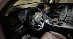 Hyundai Santa Fe 2023 года за 19 000 000 тг. в Актобе – фото 2