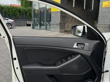 Kia K5 2011 года за 7 400 000 тг. в Алматы – фото 11