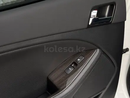 Kia K5 2011 года за 7 400 000 тг. в Алматы – фото 14