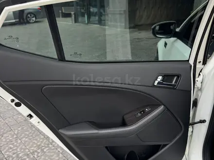 Kia K5 2011 года за 7 400 000 тг. в Алматы – фото 16