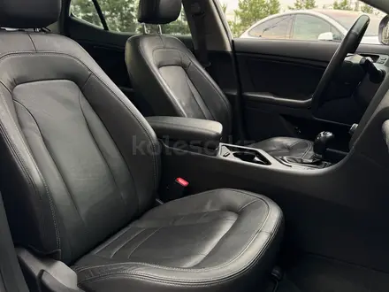 Kia K5 2011 года за 7 400 000 тг. в Алматы – фото 21