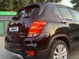 Chevrolet Tracker 2021 года за 7 150 000 тг. в Алматы – фото 2