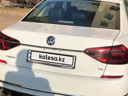 Volkswagen Passat 2016 года за 8 600 000 тг. в Алматы – фото 8
