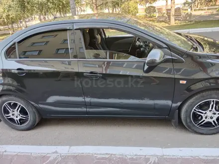 Chevrolet Aveo 2014 года за 4 800 000 тг. в Качар – фото 3