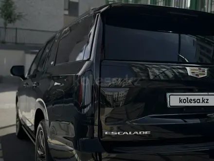 Cadillac Escalade 2023 года за 70 000 000 тг. в Шымкент – фото 4