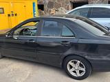 Mercedes-Benz C 200 2002 годаүшін1 650 000 тг. в Алматы – фото 2