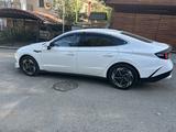 Hyundai Sonata 2024 годаүшін11 300 000 тг. в Алматы
