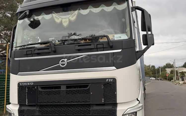 Volvo  FH 2017 года за 42 000 000 тг. в Талдыкорган