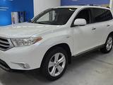 Toyota Highlander 2011 года за 11 290 000 тг. в Усть-Каменогорск