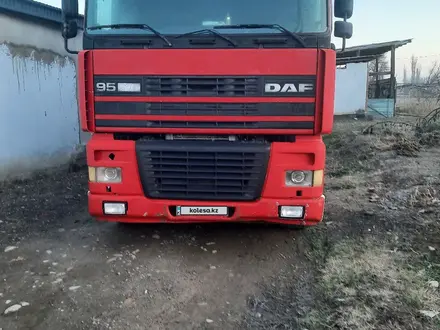 DAF  95XF 2002 года за 17 500 000 тг. в Тараз