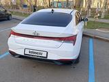 Hyundai Elantra 2022 года за 10 000 000 тг. в Астана – фото 3