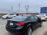 Hyundai Elantra 2015 года за 6 150 000 тг. в Атырау – фото 2