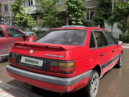 Volkswagen Passat 1993 года за 600 000 тг. в Караганда – фото 4