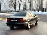 BMW 523 1998 года за 1 800 000 тг. в Алматы – фото 4